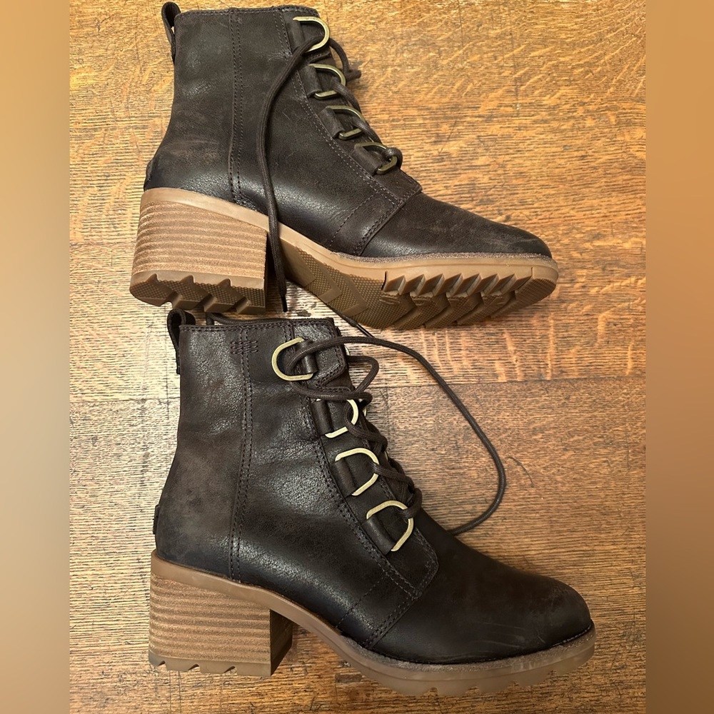 Sorel Cate Heeled Boots - 7.5
